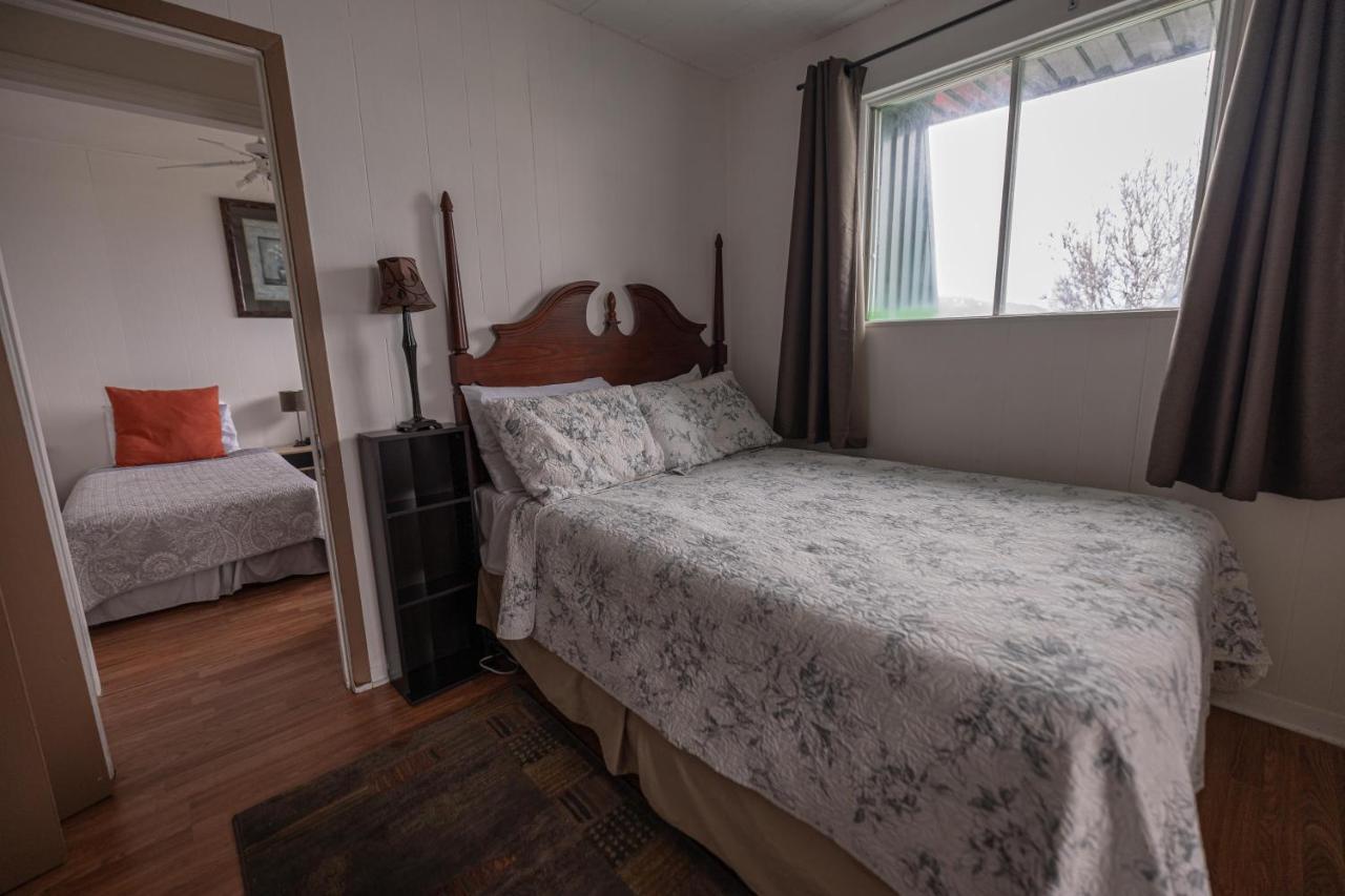 Motel Deblois Sainte-Anne-de-Beaupre Ngoại thất bức ảnh