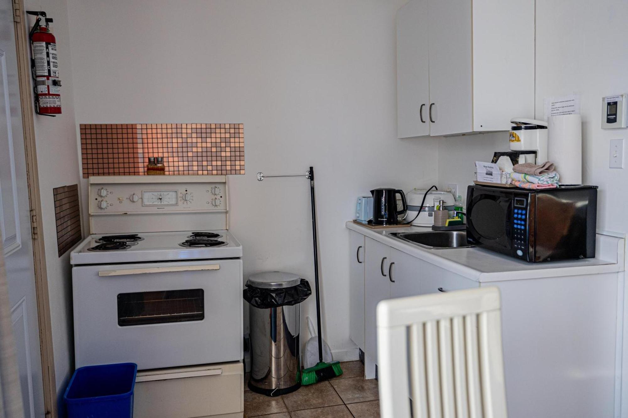 Motel Deblois Sainte-Anne-de-Beaupre Ngoại thất bức ảnh