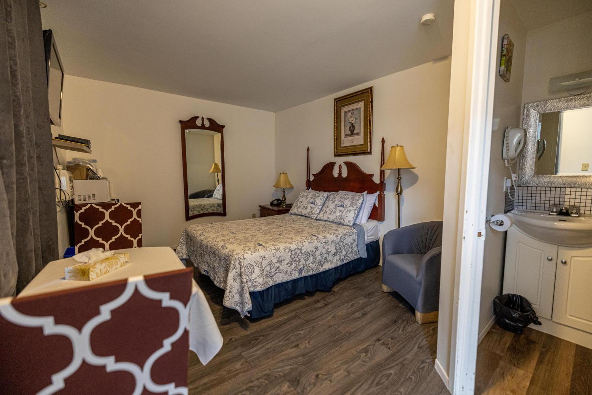 Motel Deblois Sainte-Anne-de-Beaupre Ngoại thất bức ảnh