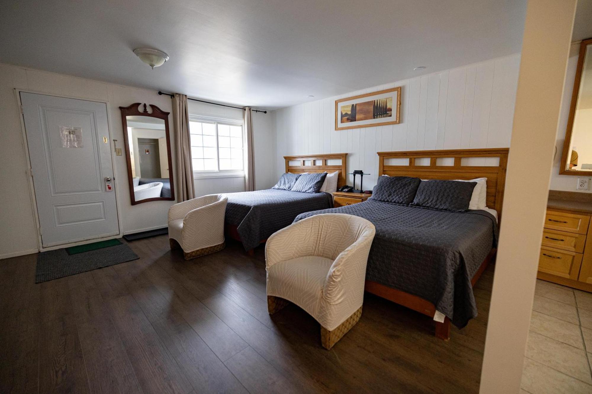 Motel Deblois Sainte-Anne-de-Beaupre Ngoại thất bức ảnh