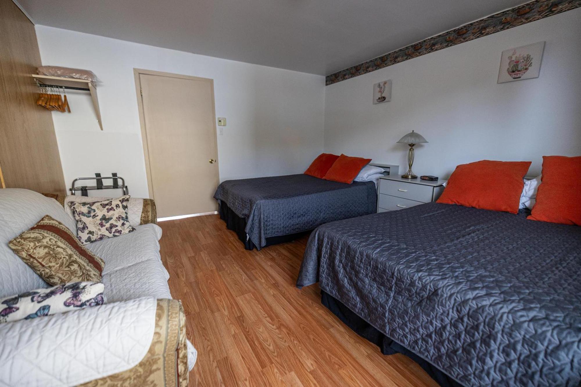 Motel Deblois Sainte-Anne-de-Beaupre Ngoại thất bức ảnh