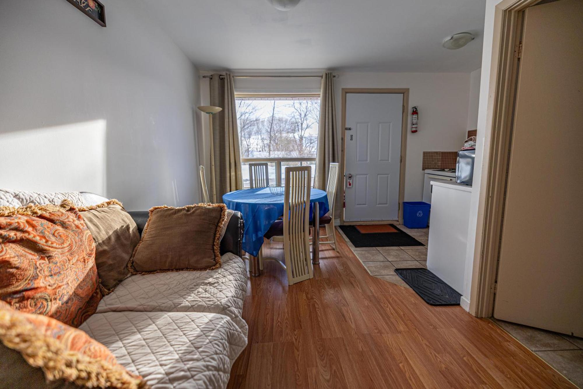 Motel Deblois Sainte-Anne-de-Beaupre Ngoại thất bức ảnh